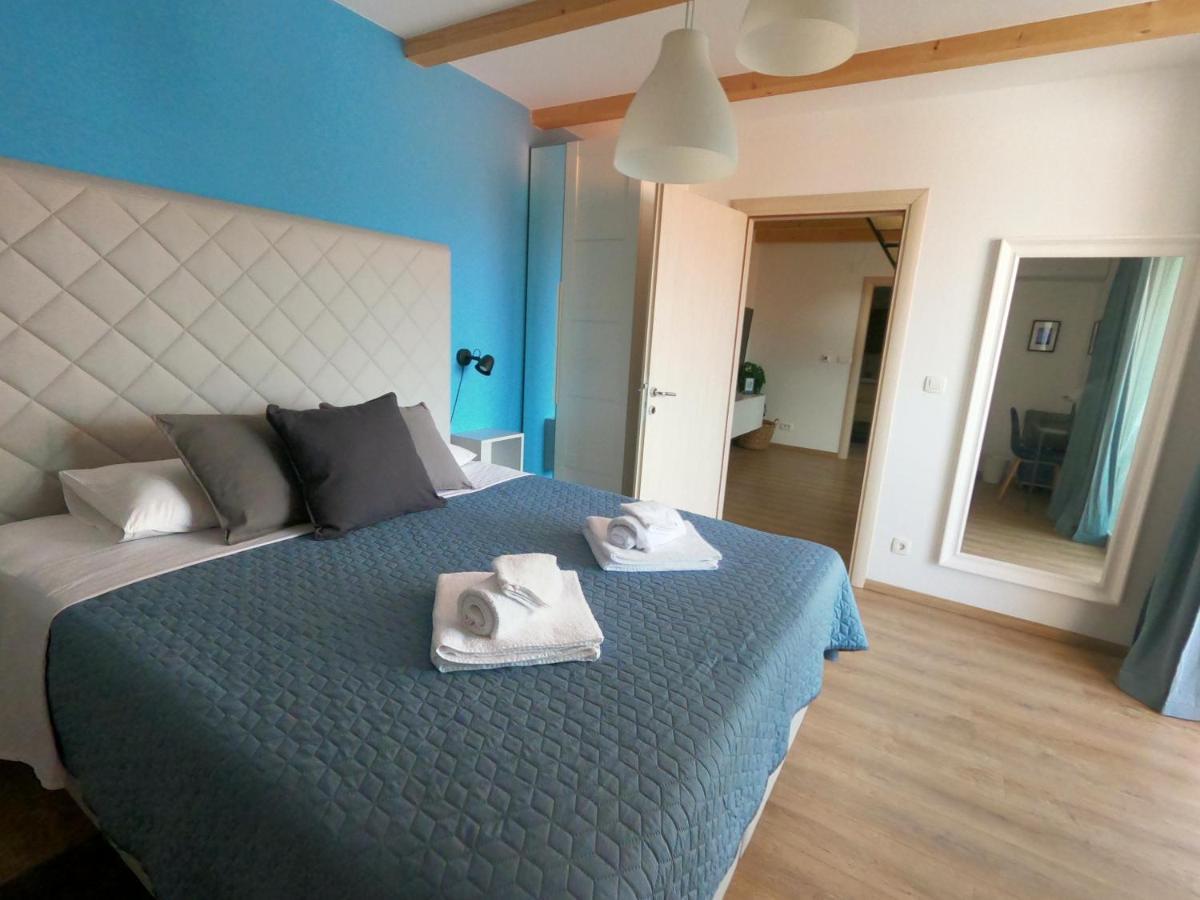Gavan Apartment Cres
