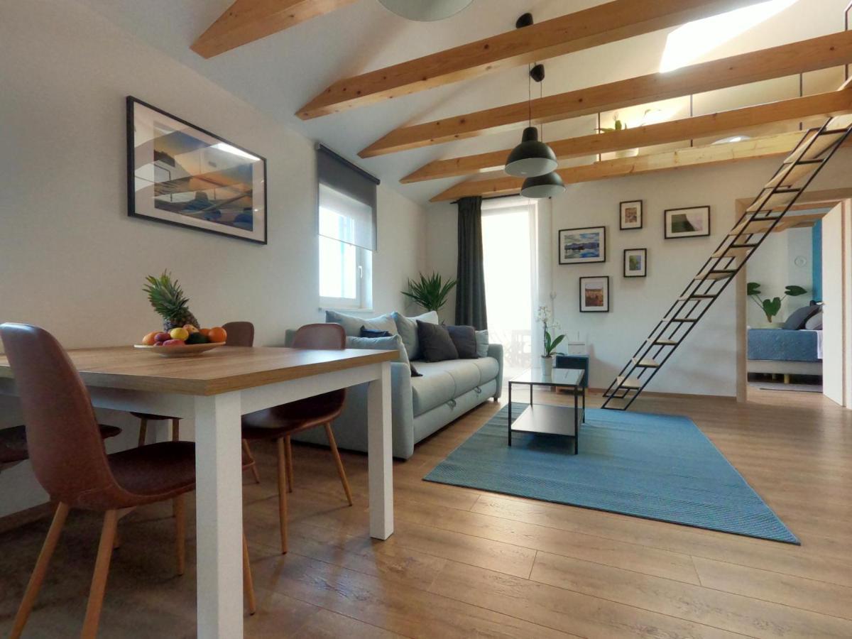 Gavan Apartment Cres